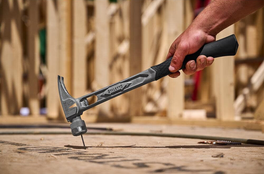 Stiletto titanium hammer